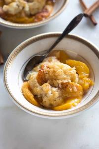 Easy Peach Cobbler