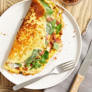 Rice Paper Breakfast Pizza